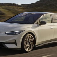 VWの最上位EV『ID.7』、航続709kmはシリーズ最長…新グレード「プロS」を欧州設定 画像