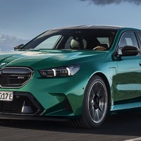 BMW『M5』が歴代初の電動化、727馬力「M HYBRID」搭載…欧州発表 画像