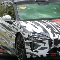 スマホメーカーが開発する本気のEVスーパーカーは、ポルシェ『タイカン』を超えるか 画像