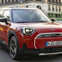 新種のMINI『エースマン』、市販モデルの姿が続々公開　航続405kmの電動SUV 画像
