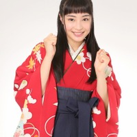 広瀬すず、野村周平＆真剣佑と袴姿で東京ガールズコレクション初出演決定！ 画像
