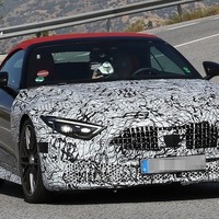 メルセデス史上もっとも豪華なオープンカー登場!? 『マイバッハSL』V12搭載はあるか 画像