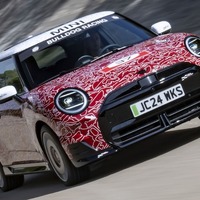 MINI初の電動「ジョンクーパーワークス」、プロトタイプを世界初公開へ…グッドウッド2024 画像