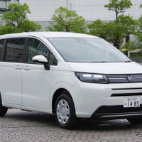 【ホンダ フリード 新型】ヴェゼルのシステム採用で4WDが大進化！ 意識させないのに抜群の安定性 画像
