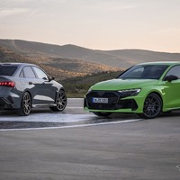アウディの高性能コンパクト『RS 3』新型発表、5気筒ターボは400馬力に 画像