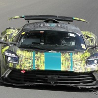 公道のF1をアップグレード?!…アストンマーティン『ヴァルハラ』がAMR仕様を導入へ 画像