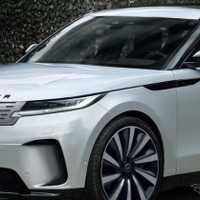 「世界で最も優れたデザインの車」がEVで進化！ レンジローバー『ヴェラール』後継の最終デザインは 画像