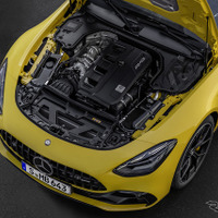 メルセデスAMG『GT』新たなエントリーモデルが登場、電動ターボ搭載で約1600万円から 画像