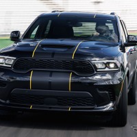 最後の6.4リットルV8エンジン「HEMI」搭載モデル、ダッジ『デュランゴSRT 392』発表 画像