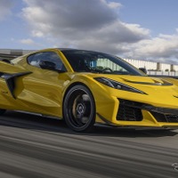 アメリカ史上最強のV8エンジン搭載！コルベット『ZR1』発表、1064馬力で0-96km/h加速わずか2.3秒 画像