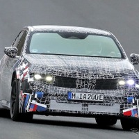 ついにBMW『M3』がEV化か!? プロトタイプがニュルを“静かに”爆走 画像
