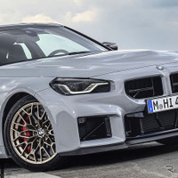 もはやハイパーカーレベル!? サーキット仕込み＆約1900万円のBMW『M2 CS』発表にSNS興奮 画像