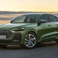 「未来感半端ない」アウディ『Q5』新型発売にSNSでは歓喜の声、実車確認の報告も続々と 画像