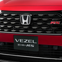「じゃじゃ馬っぽくていい」ホンダ『ヴェゼル RS』先行公開に早くも反響！ デザインと性能に注目 画像