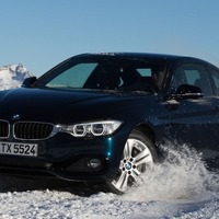 BMW 4シリーズ に新世代直6ターボの「440i」…326馬力に強化 画像