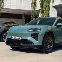 ポルシェ『カイエン』新型、史上最強1156馬力のフル電動SUVに…1335万円から 画像