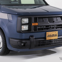 ホンダ『ステップワゴン』を“角目4灯”で古き良きアメ車風に！ ダムド、ボディキット「DAMDステップワゴン・レゾネーター」発売 画像