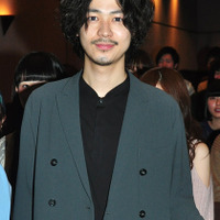 メンノンモデル成田凌、『残穢』に映る怪奇現象を聞かされ「鳥肌立った！」 画像