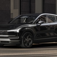 ボルボ最小EV『EX30』に「ブラックエディション」、内外装を黒で統一…150台限定で599万円 画像