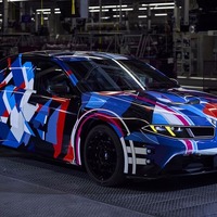 BMW『M3』次期型、プロトタイプの写真公開…4モーター搭載のEVに 画像