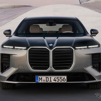 BMW 7シリーズ 改良新型、「ノイエ・クラッセ」デザイン採用で表情一新…1683万円から 画像