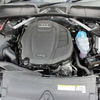 【アウディ A4 新型】完成度と信頼性で選ばれた2つの2リットルエンジン 画像
