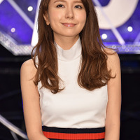 小室哲哉とつんく♂が楽曲共作！ May J.が歌う「信じられない気持ち」 画像