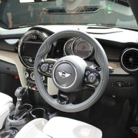 【MINI コンバーチブル 新型】センターメーターは「今後も必ず残る」 画像