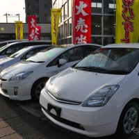 中古車登録台数、3.4％増の32万3242台で2か月ぶりのプラス…2月 画像