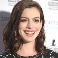アン・ハサウェイ出産後に『プリティ・プリンセス』3作目に出演か？ 画像