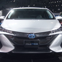 【ニューヨークモーターショー16】プリウス PHV 新型、新技術を取り入れてさらにモダンなデザインに 画像