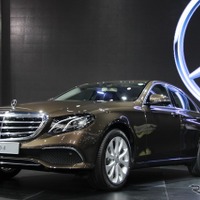 【バンコクモーターショー16】メルセデスベンツ、右ハンドルの新型 Eクラス をお披露目 画像