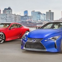 【ニューヨークモーターショー16】レクサス LC、ガソリンとハイブリッドが揃い踏み 画像