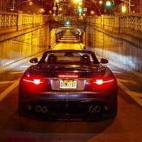 ジャガー Fタイプ に頂点、575馬力のSVR …米NYのトンネルを封鎖した理由 画像