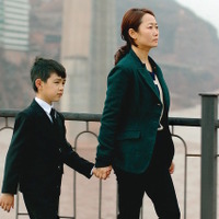 池松壮亮＆河瀬直美監督が母子の愛に感涙！ジャ・ジャンクー監督最新作『山河ノスタルジア』 画像