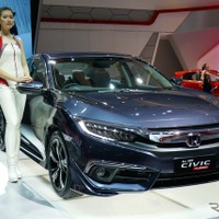 【ジャカルタモーターショー16】ホンダの新たな“高級車” シビック 、インドネシアでも販売開始 画像