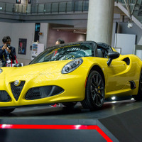 【東京モーターショー15】アルファロメオ 4Cスパイダー…カーボンファイバー製モノコックを採用［詳細画像］ 画像