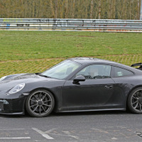 ポルシェ 911GT3 改良新型、ニュル北コースに姿再び 画像