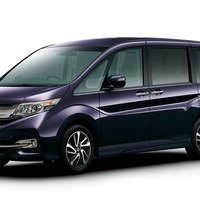 ホンダ ステップ ワゴン、安全運転支援システム標準装備の新グレードを設定 画像