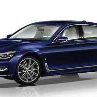 BMW 7シリーズ 新型、限定100台の100周年記念車…610馬力に強化 画像