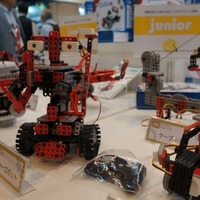 【EDIX2016】“IT教育”を具現化した「学びNEXT」は好奇心への刺激がタップリ 画像