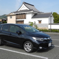 ホンダ シャトル で6泊7日の車中泊、フルフラットでぐっすり睡眠 画像