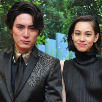 【インタビュー】水原希子×間宮祥太朗が”姉弟”トーク！　心は読んでも読まれるな!? 画像