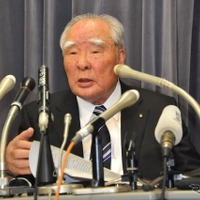 【新聞ウォッチ】燃費不正のスズキ、CEO職返上しても“生涯現役”貫く鈴木修会長 画像