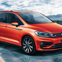VW ゴルフトゥーラン、スポーティ仕様の「R-ライン」初設定 画像
