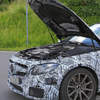 メルセデスE63AMG次期型、これが612馬力の心臓部だ！ 画像
