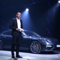 ポルシェ パナメーラ 新型、初公開…4.0ツインターボは550馬力 画像