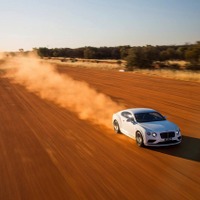 ベントレー コンチネンタル GTスピード、最高速度331km/hを達成 画像