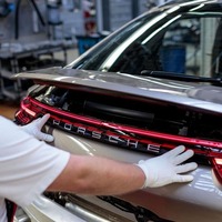 ポルシェ パナメーラ 新型、ドイツ工場で一貫生産へ 画像