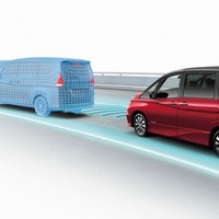 【日産 プロパイロット】高速道路単一車線向けの自動運転技術、新型セレナに初搭載 画像